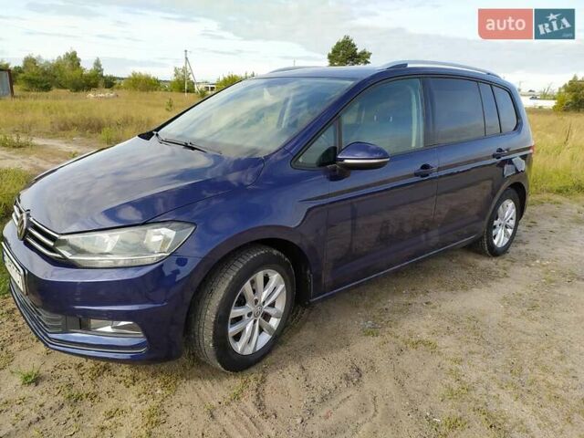 Синий Фольксваген Туран, объемом двигателя 1.6 л и пробегом 223 тыс. км за 14500 $, фото 1 на Automoto.ua