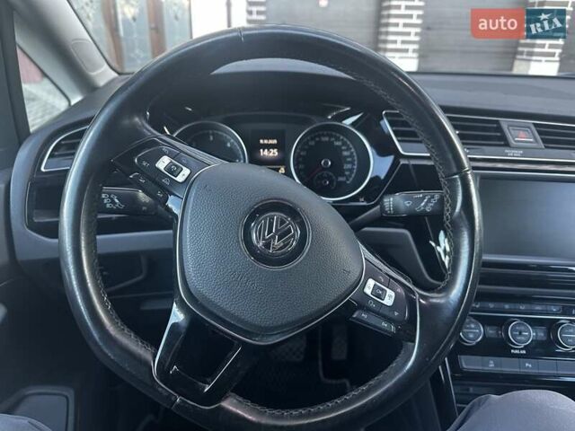 Синий Фольксваген Туран, объемом двигателя 1.97 л и пробегом 200 тыс. км за 18500 $, фото 39 на Automoto.ua
