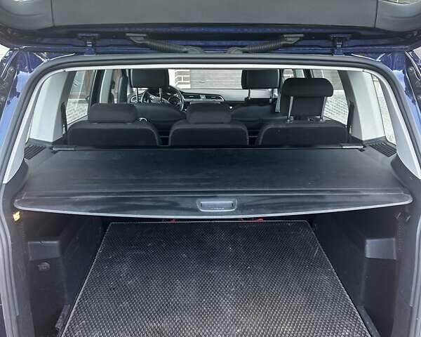 Синий Фольксваген Туран, объемом двигателя 1.97 л и пробегом 200 тыс. км за 18000 $, фото 15 на Automoto.ua