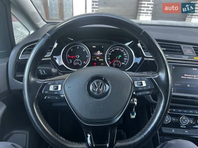 Синий Фольксваген Туран, объемом двигателя 1.97 л и пробегом 200 тыс. км за 18000 $, фото 40 на Automoto.ua