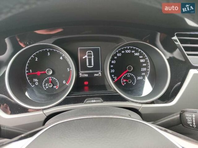 Синий Фольксваген Туран, объемом двигателя 1.97 л и пробегом 211 тыс. км за 16900 $, фото 8 на Automoto.ua