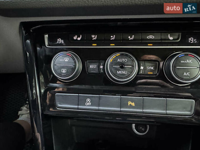 Синій Фольксваген Туран, об'ємом двигуна 1.97 л та пробігом 228 тис. км за 18500 $, фото 37 на Automoto.ua