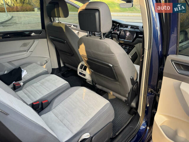 Синій Фольксваген Туран, об'ємом двигуна 1.97 л та пробігом 228 тис. км за 18500 $, фото 24 на Automoto.ua