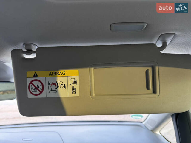 Синій Фольксваген Туран, об'ємом двигуна 1.97 л та пробігом 228 тис. км за 18500 $, фото 36 на Automoto.ua