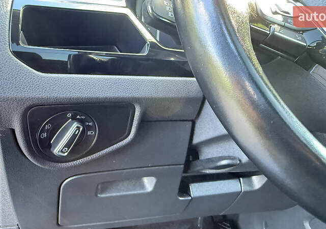 Синий Фольксваген Туран, объемом двигателя 1.97 л и пробегом 190 тыс. км за 25950 $, фото 26 на Automoto.ua