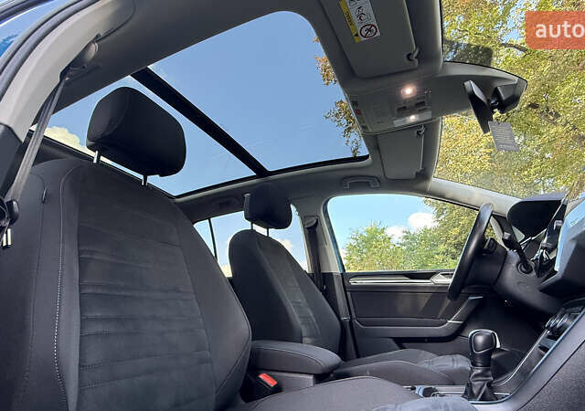 Синий Фольксваген Туран, объемом двигателя 1.97 л и пробегом 190 тыс. км за 25950 $, фото 48 на Automoto.ua