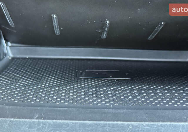 Синий Фольксваген Туран, объемом двигателя 1.97 л и пробегом 190 тыс. км за 25950 $, фото 65 на Automoto.ua