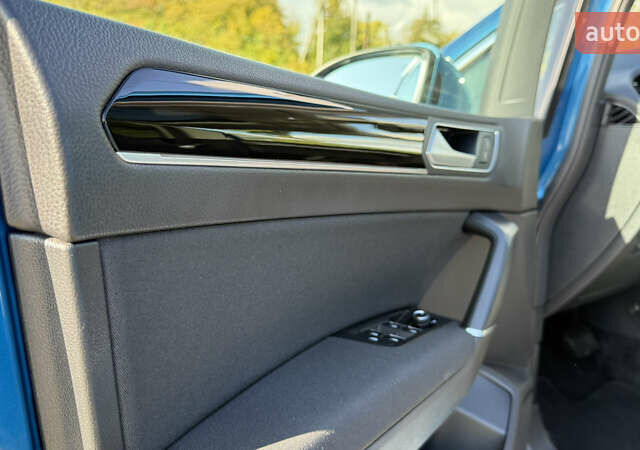 Синий Фольксваген Туран, объемом двигателя 1.97 л и пробегом 190 тыс. км за 25950 $, фото 28 на Automoto.ua