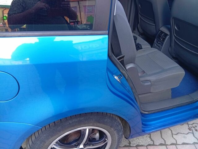 Синий Фольксваген Туран, объемом двигателя 1.6 л и пробегом 229 тыс. км за 5000 $, фото 4 на Automoto.ua