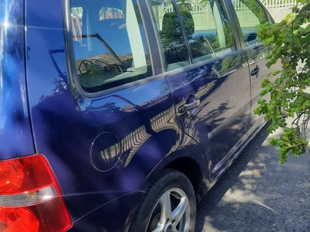 Синій Фольксваген Туран, об'ємом двигуна 1.6 л та пробігом 292 тис. км за 5100 $, фото 10 на Automoto.ua