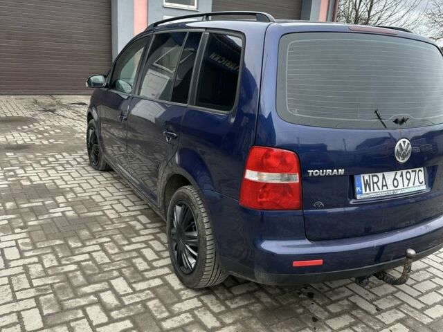 Синий Фольксваген Туран, объемом двигателя 2 л и пробегом 380 тыс. км за 1800 $, фото 3 на Automoto.ua