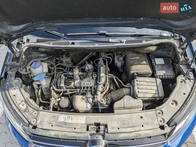 Синий Фольксваген Туран, объемом двигателя 1.2 л и пробегом 210 тыс. км за 8000 $, фото 21 на Automoto.ua