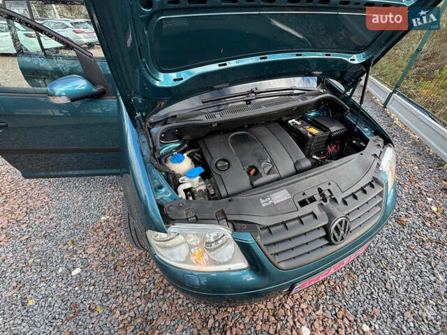 Зеленый Фольксваген Туран, объемом двигателя 1.6 л и пробегом 186 тыс. км за 5150 $, фото 80 на Automoto.ua