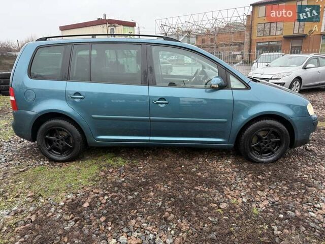 Зеленый Фольксваген Туран, объемом двигателя 1.6 л и пробегом 188 тыс. км за 5750 $, фото 6 на Automoto.ua