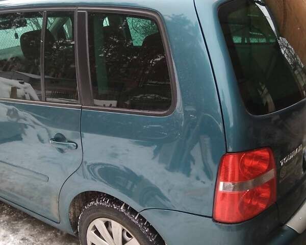 Зеленый Фольксваген Туран, объемом двигателя 1.9 л и пробегом 328 тыс. км за 6000 $, фото 6 на Automoto.ua