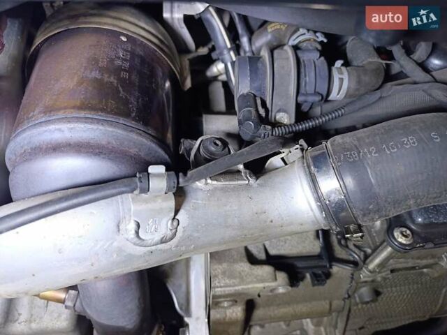 Зеленый Фольксваген Туран, объемом двигателя 1.4 л и пробегом 180 тыс. км за 12200 $, фото 53 на Automoto.ua