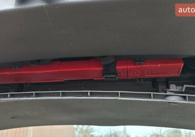 Оранжевый Фольксваген Туран, объемом двигателя 1.6 л и пробегом 243 тыс. км за 9399 $, фото 61 на Automoto.ua