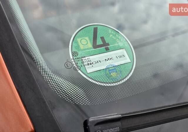 Оранжевый Фольксваген Туран, объемом двигателя 1.6 л и пробегом 243 тыс. км за 9399 $, фото 38 на Automoto.ua