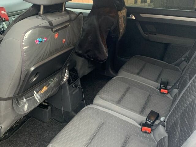 Оранжевый Фольксваген Туран, объемом двигателя 1.4 л и пробегом 221 тыс. км за 5000 $, фото 4 на Automoto.ua