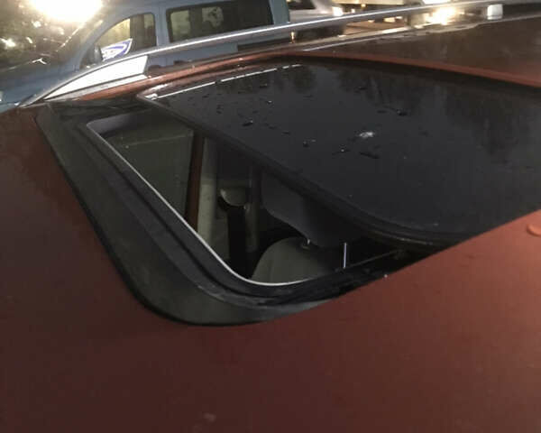 Помаранчевий Фольксваген Туран, об'ємом двигуна 2 л та пробігом 270 тис. км за 8400 $, фото 18 на Automoto.ua