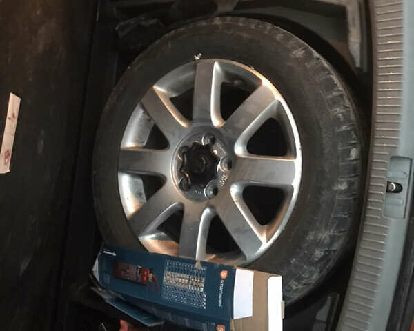 Помаранчевий Фольксваген Туран, об'ємом двигуна 2 л та пробігом 270 тис. км за 8400 $, фото 23 на Automoto.ua