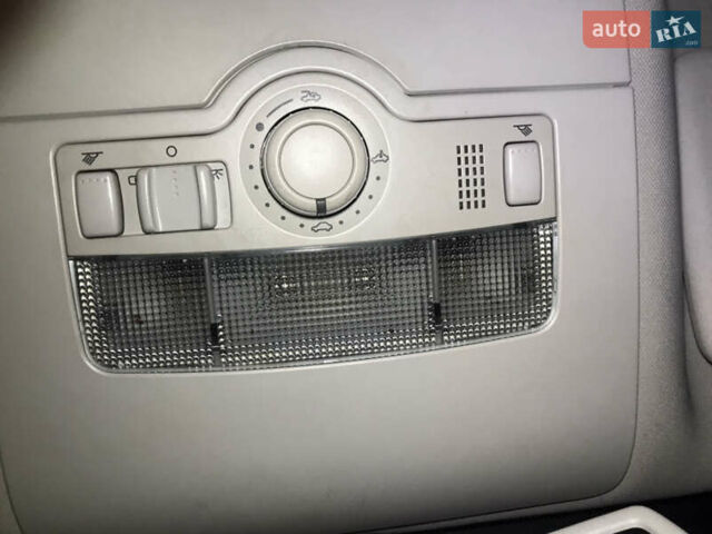 Помаранчевий Фольксваген Туран, об'ємом двигуна 2 л та пробігом 270 тис. км за 8400 $, фото 32 на Automoto.ua