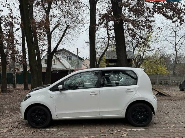 Белый Фольксваген Ап, объемом двигателя 1 л и пробегом 166 тыс. км за 6499 $, фото 8 на Automoto.ua