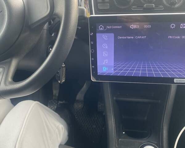 Білий Фольксваген Ап, об'ємом двигуна 1 л та пробігом 138 тис. км за 5700 $, фото 8 на Automoto.ua