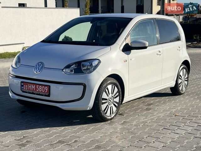 Белый Фольксваген Ап, объемом двигателя 0 л и пробегом 82 тыс. км за 5950 $, фото 9 на Automoto.ua