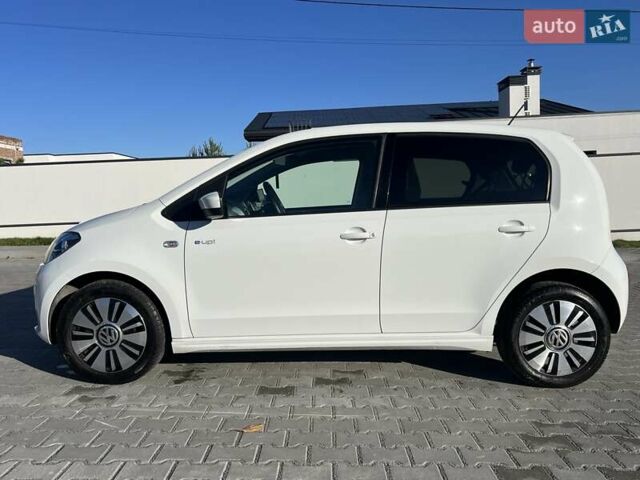 Белый Фольксваген Ап, объемом двигателя 0 л и пробегом 82 тыс. км за 5950 $, фото 6 на Automoto.ua