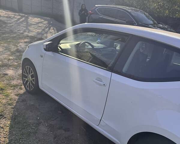 Білий Фольксваген Ап, об'ємом двигуна 1 л та пробігом 109 тис. км за 5100 $, фото 7 на Automoto.ua