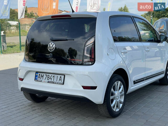 Білий Фольксваген Ап, об'ємом двигуна 1 л та пробігом 144 тис. км за 7699 $, фото 15 на Automoto.ua