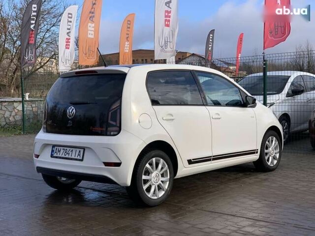 Белый Фольксваген Ап, объемом двигателя 1 л и пробегом 144 тыс. км за 6999 $, фото 12 на Automoto.ua
