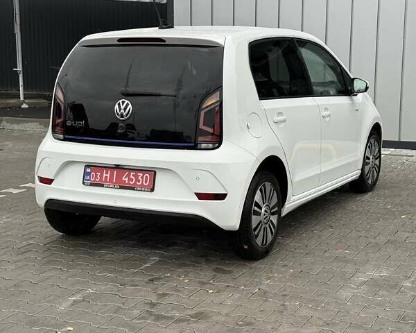 Белый Фольксваген Ап, объемом двигателя 0 л и пробегом 78 тыс. км за 8499 $, фото 7 на Automoto.ua