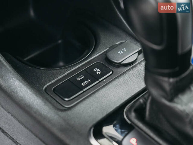 Белый Фольксваген Ап, объемом двигателя 0 л и пробегом 54 тыс. км за 10539 $, фото 40 на Automoto.ua