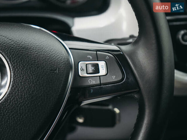 Белый Фольксваген Ап, объемом двигателя 0 л и пробегом 54 тыс. км за 10539 $, фото 35 на Automoto.ua