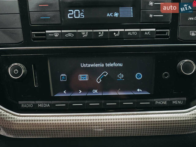 Белый Фольксваген Ап, объемом двигателя 0 л и пробегом 54 тыс. км за 10539 $, фото 45 на Automoto.ua