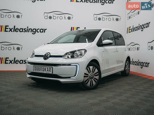 Белый Фольксваген Ап, объемом двигателя 0 л и пробегом 54 тыс. км за 10539 $, фото 11 на Automoto.ua