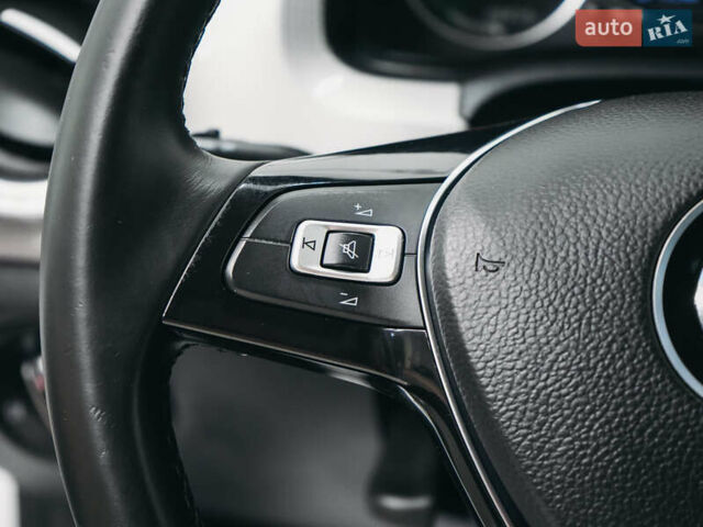 Белый Фольксваген Ап, объемом двигателя 0 л и пробегом 54 тыс. км за 10539 $, фото 34 на Automoto.ua