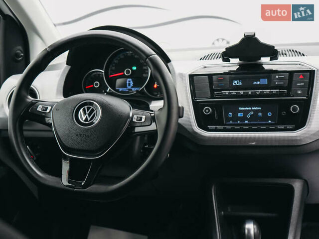 Белый Фольксваген Ап, объемом двигателя 0 л и пробегом 54 тыс. км за 10539 $, фото 51 на Automoto.ua