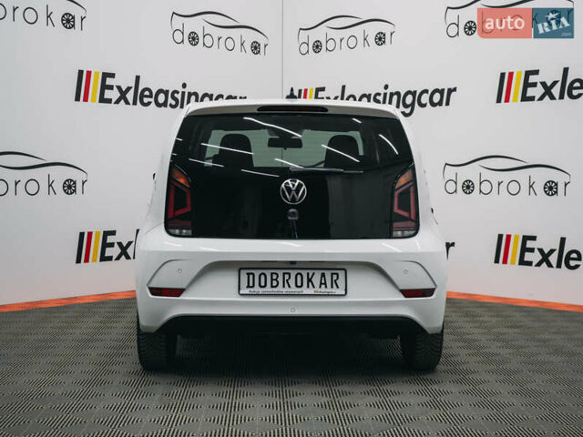 Белый Фольксваген Ап, объемом двигателя 0 л и пробегом 54 тыс. км за 10539 $, фото 21 на Automoto.ua
