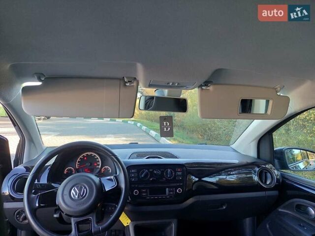 Черный Фольксваген Ап, объемом двигателя 1 л и пробегом 41 тыс. км за 6300 $, фото 47 на Automoto.ua