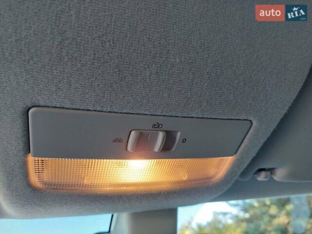 Черный Фольксваген Ап, объемом двигателя 1 л и пробегом 41 тыс. км за 6300 $, фото 41 на Automoto.ua