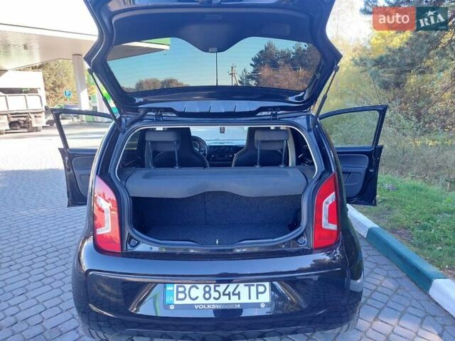 Черный Фольксваген Ап, объемом двигателя 1 л и пробегом 41 тыс. км за 6300 $, фото 29 на Automoto.ua