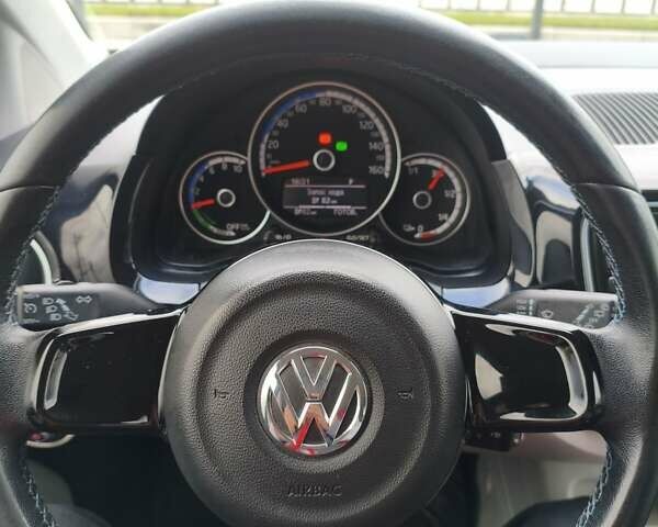 Чорний Фольксваген Ап, об'ємом двигуна 0 л та пробігом 113 тис. км за 5900 $, фото 14 на Automoto.ua