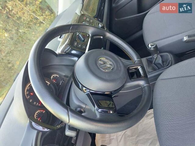 Черный Фольксваген Ап, объемом двигателя 1 л и пробегом 41 тыс. км за 6300 $, фото 48 на Automoto.ua