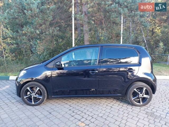 Черный Фольксваген Ап, объемом двигателя 1 л и пробегом 41 тыс. км за 6300 $, фото 9 на Automoto.ua