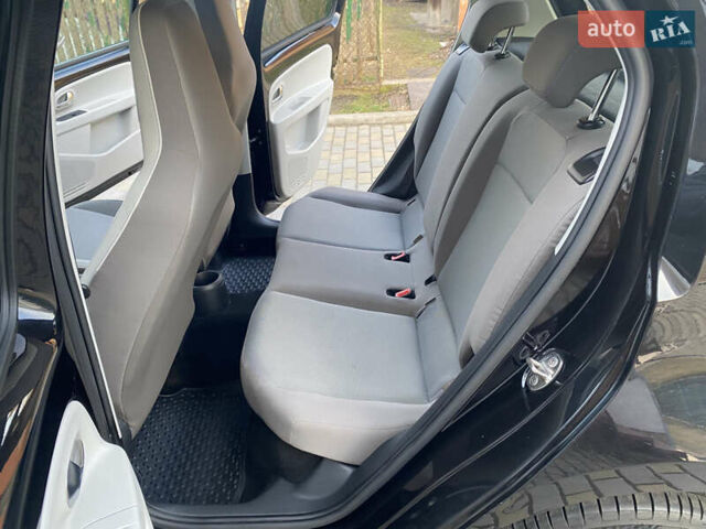 Чорний Фольксваген Ап, об'ємом двигуна 0 л та пробігом 113 тис. км за 5950 $, фото 25 на Automoto.ua