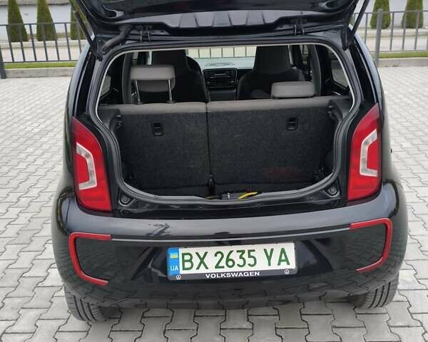 Чорний Фольксваген Ап, об'ємом двигуна 0 л та пробігом 113 тис. км за 5900 $, фото 7 на Automoto.ua