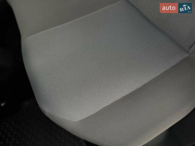 Черный Фольксваген Ап, объемом двигателя 0 л и пробегом 102 тыс. км за 6300 $, фото 6 на Automoto.ua